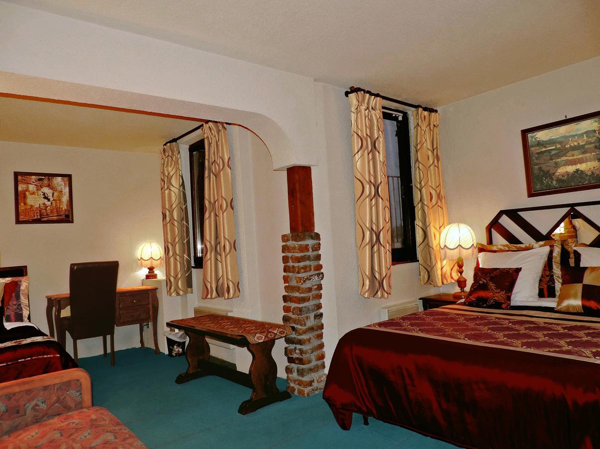 Hotel Restaurant Cristal Винценайм Екстериор снимка
